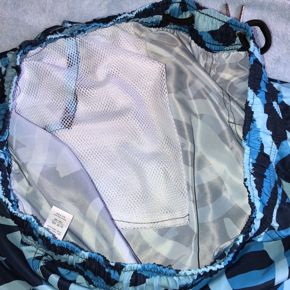 Li-Ning men’s swim shorts - Picture 5 of 6